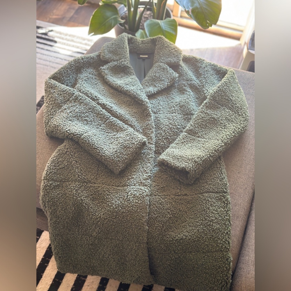 Monrow Forest Green Teddy Jacket - Picture 3 of 14
